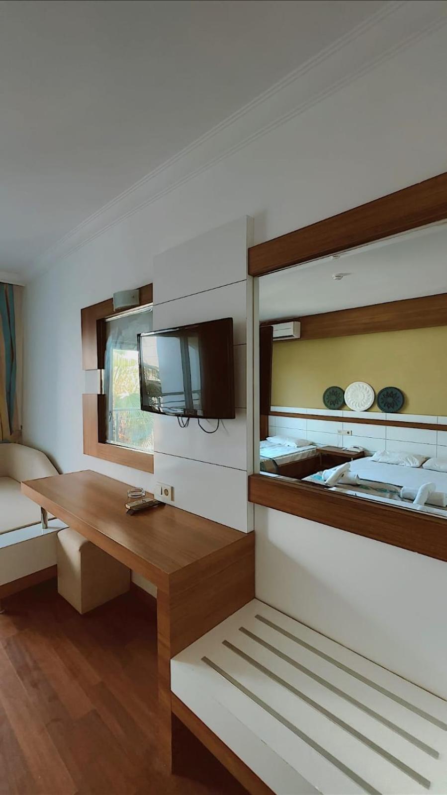 Luca Antalya Hotell Side Exteriör bild